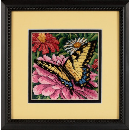 Набор для вышивания 07232 Butterfly on Zinnia (Бабочка на циннии)