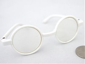 Очки со стеклом, пластик, круглые, диам.3см (1шт) цв белые (арт. 26197)