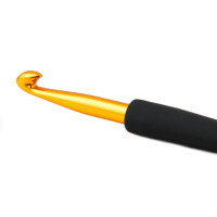 KnitPro 30882 Крючок алюминиевый для вязания с эргономичной черной ручкой, золотистый цвет,7,00 мм, KniPro, 30882 