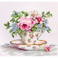 Luca-S B2321 Цветы в чайной чашке 