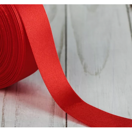 Лента атласная 1,2 см х 22,86 м цв.025 алый (арт. Лента атласная 1,2 см х 22,86 м цв.025 алый)