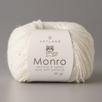 Monro (пряжа с люрексом и пайетками) Цвет 42 белый