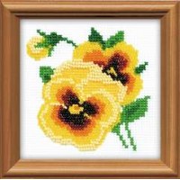 Риолис Набор для вышивания «Сотвори Сама» 1221 Анютки,10х10 см Набор для вышивания «Сотвори Сама» 1221 Анютки,10х10 см 