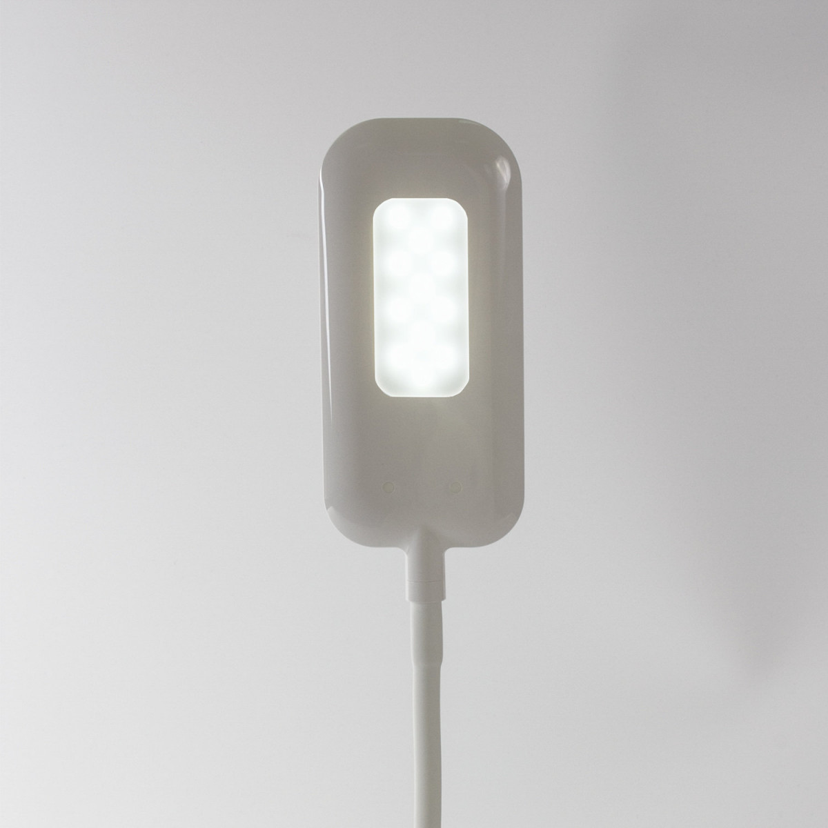 Светильник настольный SONNEN BR-819C, на прищепке, светодиодный, 8 Вт, белый, 236667 (арт. 236667)