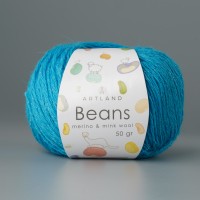Beans 50г, 240м с шелком Цвет 26 ярко-голубой