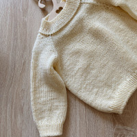 Детский свитерок  от автора Юлия